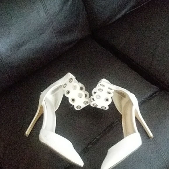 Shoes - Picture 2 of 2